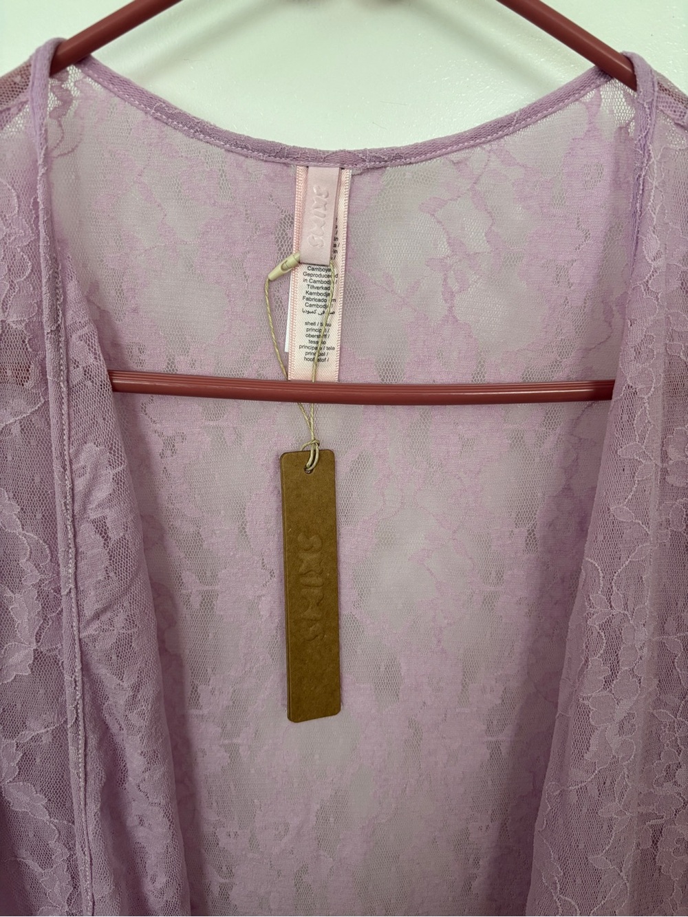 SKIMS Baby Pink Stretch Lace Robe - Picture 5 of 7